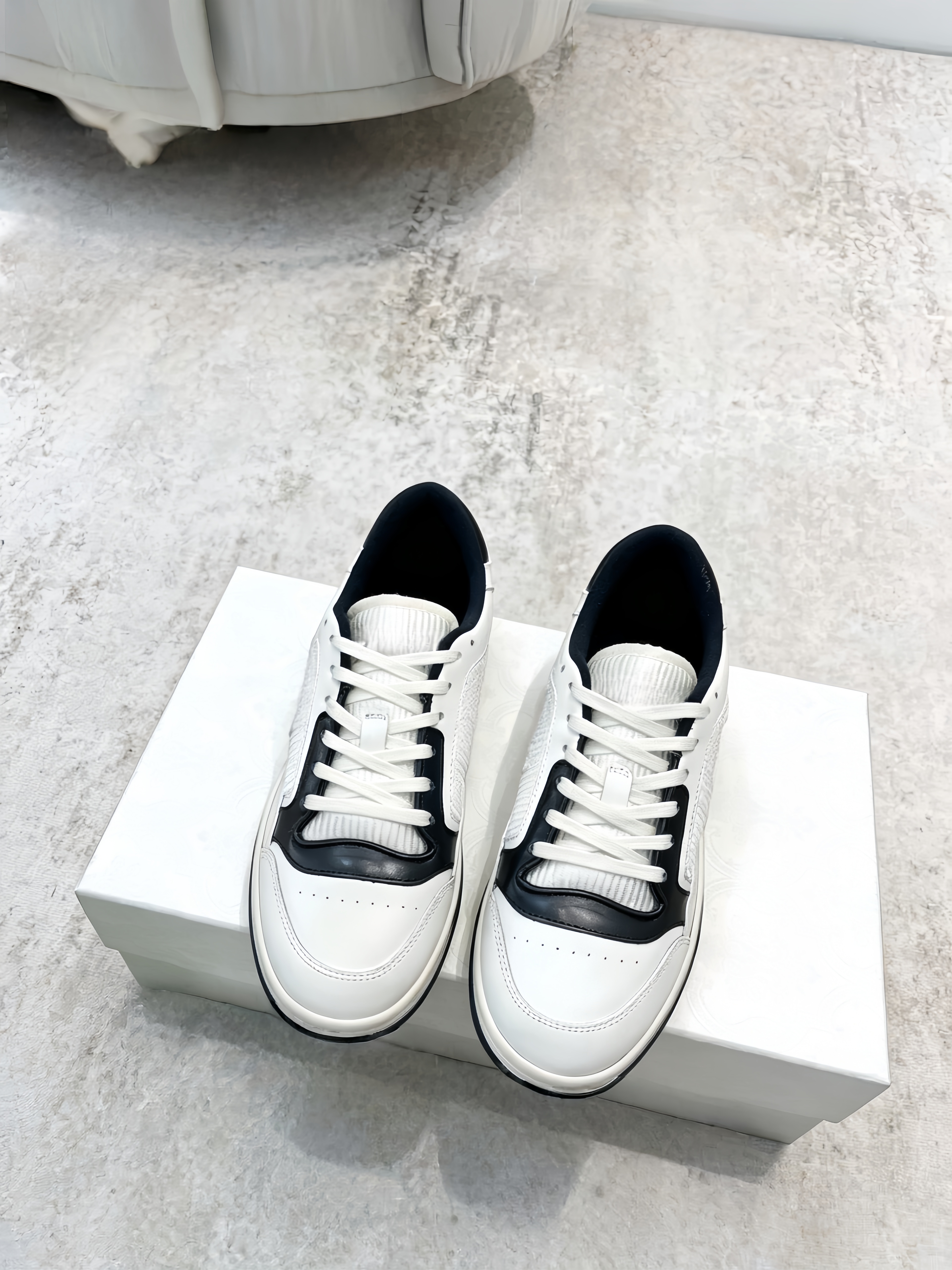 Embroidery White - Summer White Sneakers Unisex Retro Color-blocked