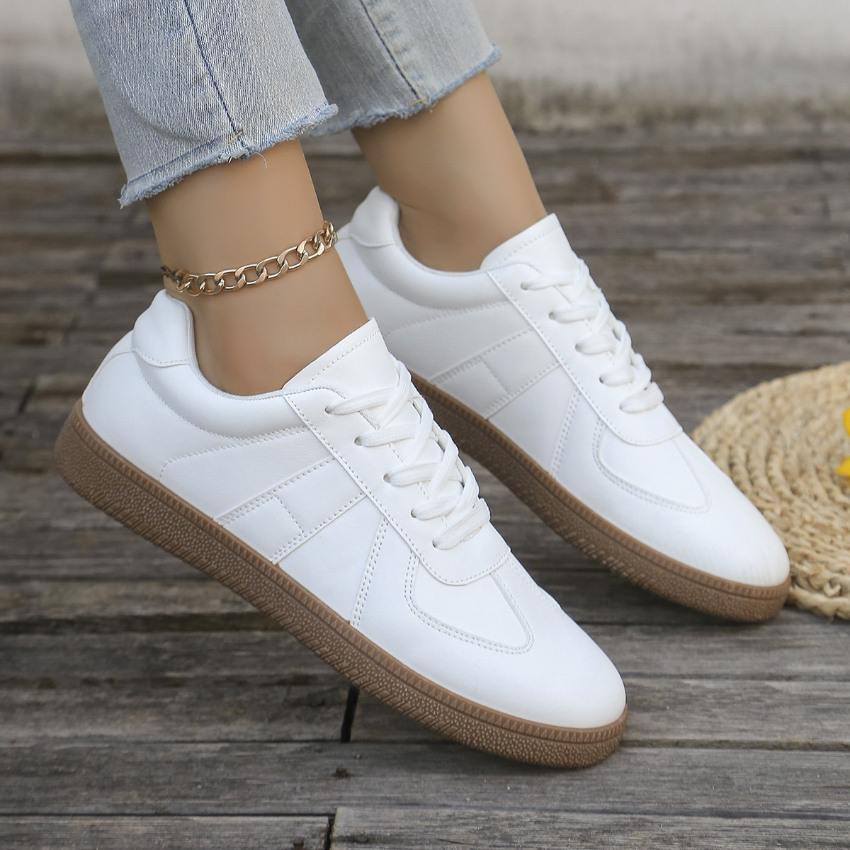 Ladies' casual white sports sh - Embroidery White review and price